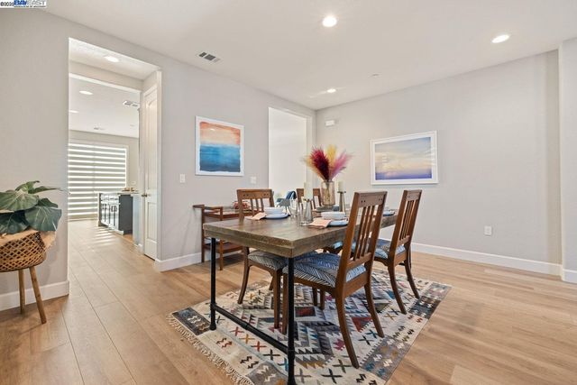 3361 Vista Meadows, Pittsburg, CA 94565