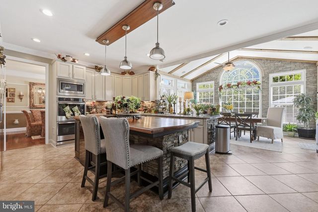 143 POLARIS DR, Walkersville, MD 21793