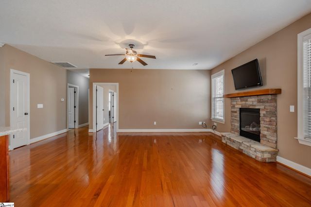 6 Dolerite Drive, Taylors, SC 29687