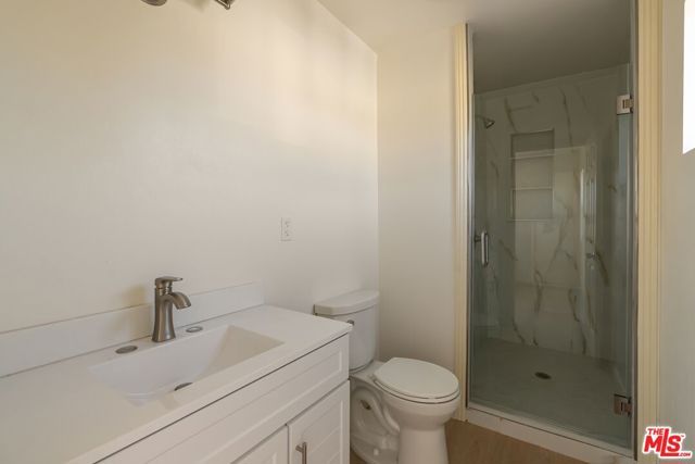 1120 W 110th Street, Los Angeles, CA 90044