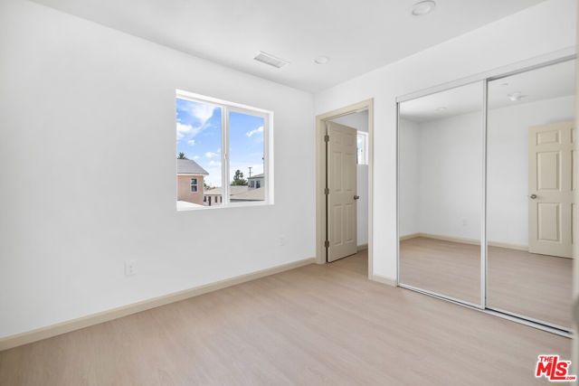 1120 W 110th Street, Los Angeles, CA 90044