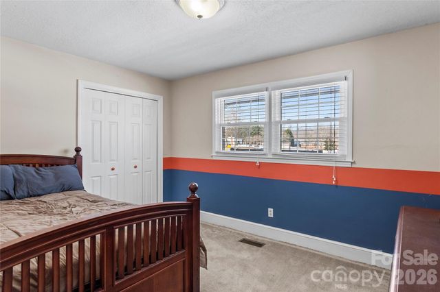 3937 W Old US Hwy 421 None, Hamptonville, NC 27020