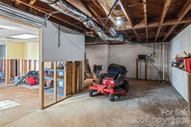 3937 W Old US Hwy 421 None, Hamptonville, NC 27020