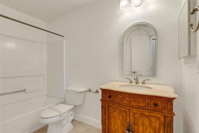 2604 GRASSY POINT DRIVE 204, Lake Mary, FL 32746