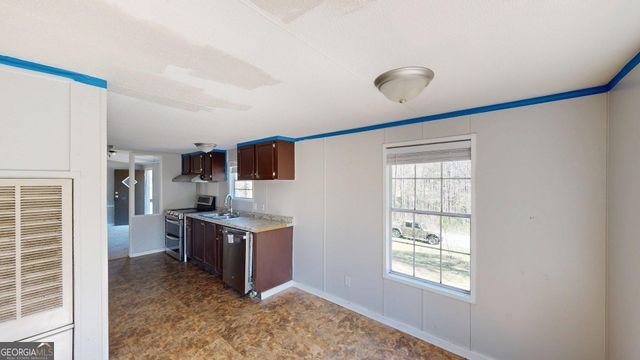 61 Holly Circle, Carrollton, GA 30116