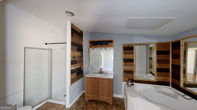 61 Holly Circle, Carrollton, GA 30116