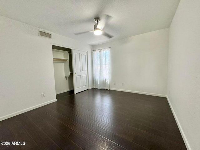 7865 W KRISTAL Way, Glendale, AZ 85308