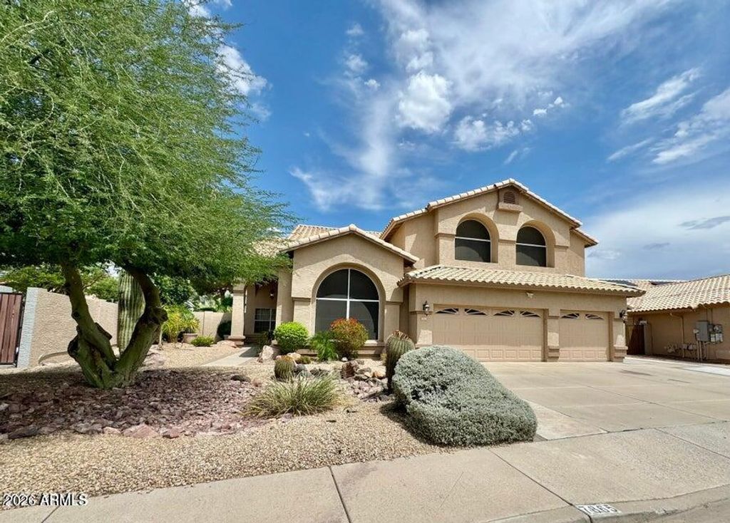 7865 W KRISTAL Way, Glendale, AZ 85308 — photo 5