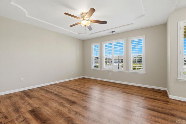 702 Montecito Court, Lemoore, CA 93245