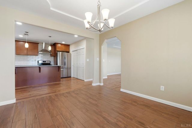 702 Montecito Court, Lemoore, CA 93245
