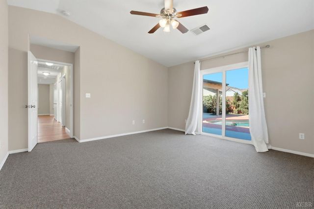 702 Montecito Court, Lemoore, CA 93245