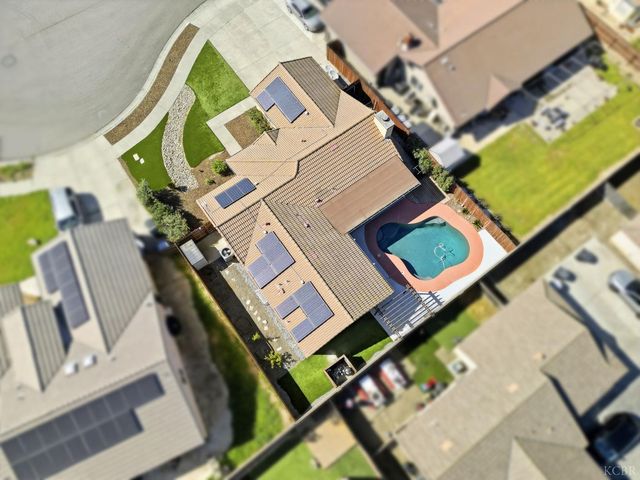 702 Montecito Court, Lemoore, CA 93245