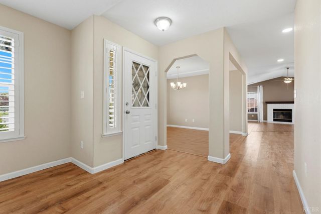 702 Montecito Court, Lemoore, CA 93245