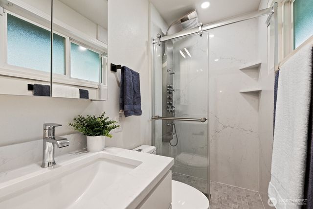 3412 79th Avenue SE, Mercer Island, WA 98040