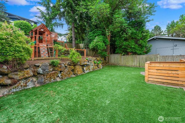 3412 79th Avenue SE, Mercer Island, WA 98040