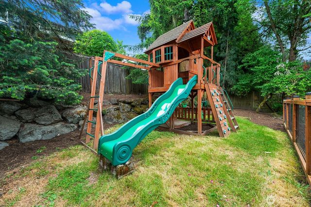 3412 79th Avenue SE, Mercer Island, WA 98040