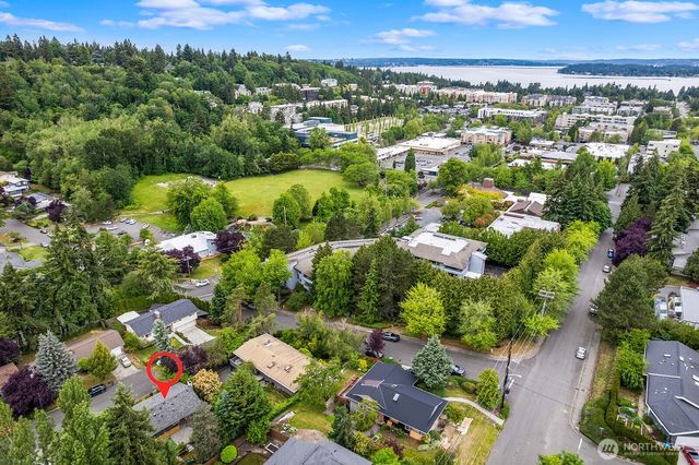 3412 79th Avenue SE, Mercer Island, WA 98040