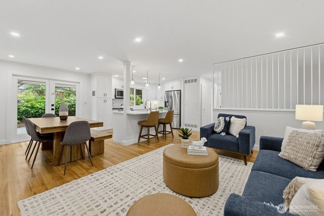 3412 79th Avenue SE, Mercer Island, WA 98040