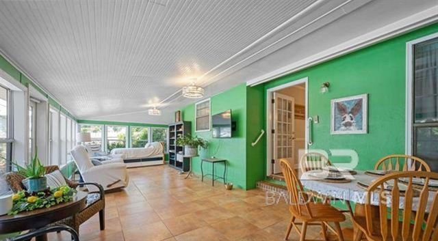 409 Santa Rosa Avenue, Daphne, AL 36526