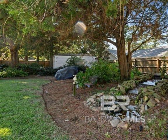 409 Santa Rosa Avenue, Daphne, AL 36526