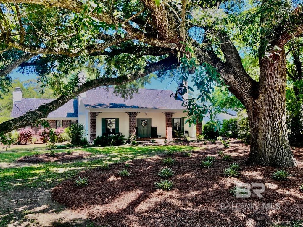 409 Santa Rosa Avenue, Daphne, AL 36526