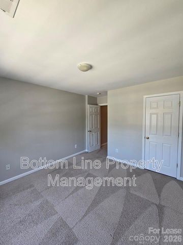 8630 Carolina Lily Lane, Charlotte, NC 28262