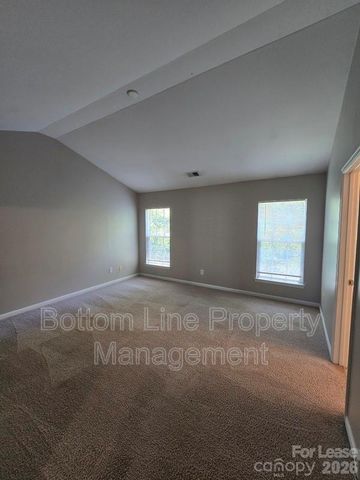 8630 Carolina Lily Lane, Charlotte, NC 28262