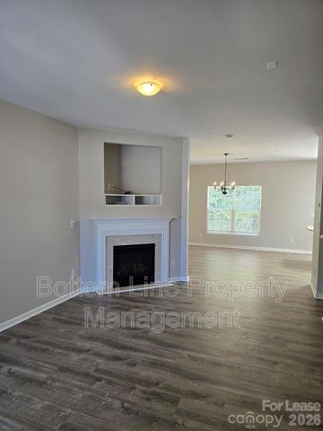 8630 Carolina Lily Lane, Charlotte, NC 28262