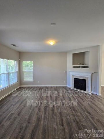 8630 Carolina Lily Lane, Charlotte, NC 28262