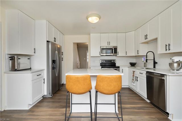 5384 Dalrymple ST, Virginia Beach, VA 23464