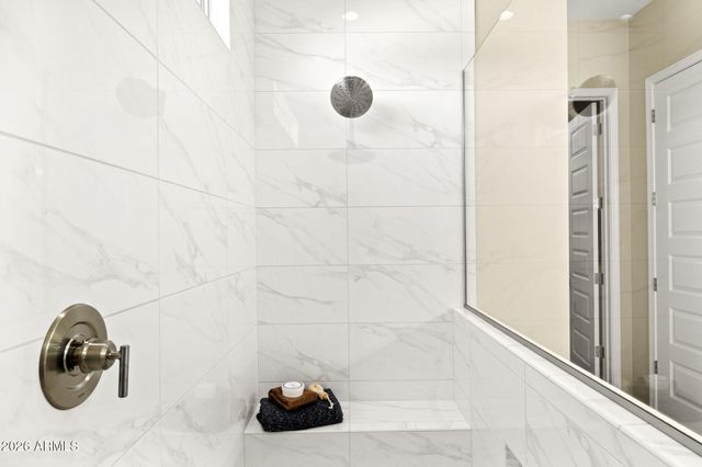 2438 E VILLA LINDA Drive, Phoenix, AZ 85024