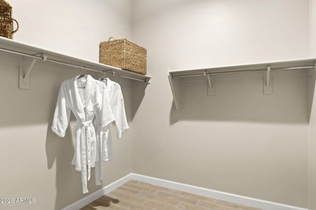 2438 E VILLA LINDA Drive, Phoenix, AZ 85024