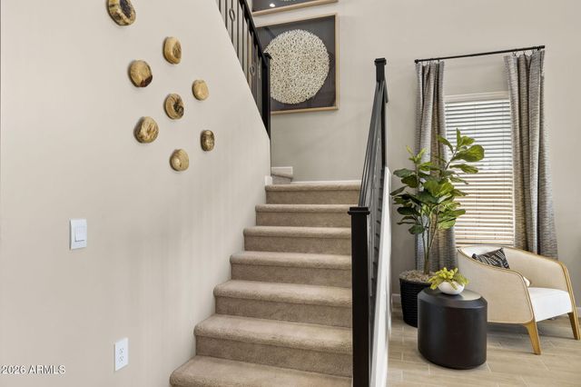 2438 E VILLA LINDA Drive, Phoenix, AZ 85024