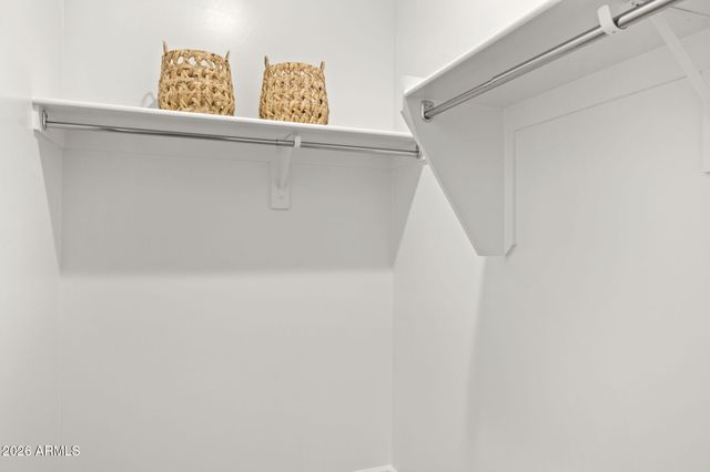 2438 E VILLA LINDA Drive, Phoenix, AZ 85024