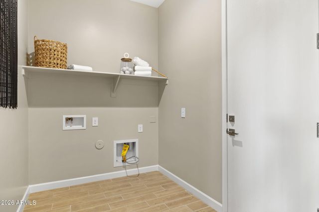 2438 E VILLA LINDA Drive, Phoenix, AZ 85024