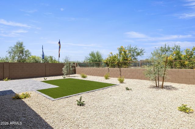 2438 E VILLA LINDA Drive, Phoenix, AZ 85024