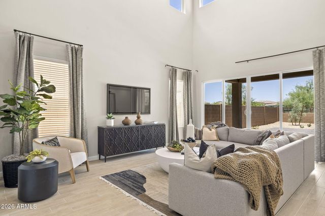 2438 E VILLA LINDA Drive, Phoenix, AZ 85024