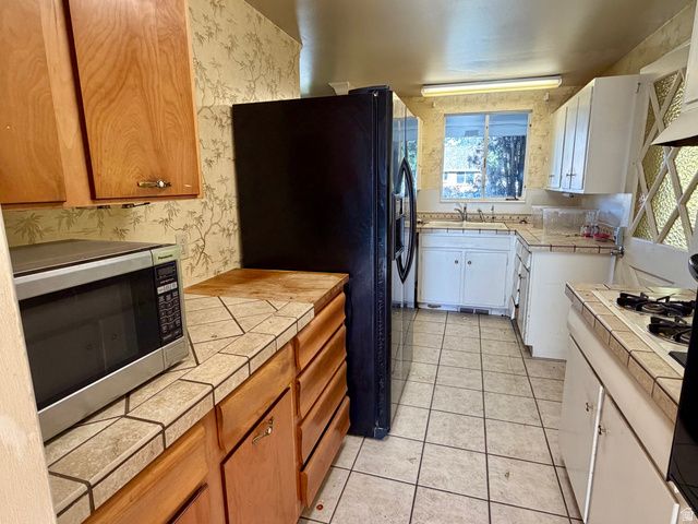 4220 S MACKAY ST, Taylorsville, UT 84123