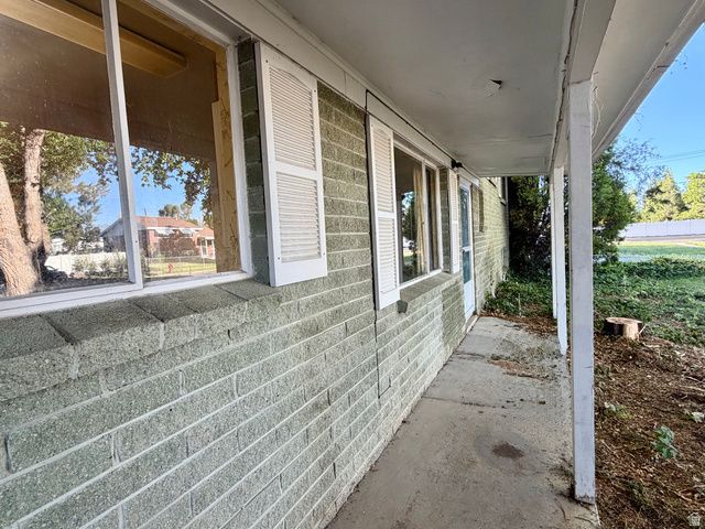 4220 S MACKAY ST, Taylorsville, UT 84123