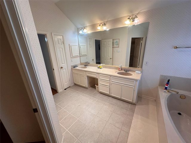 4506 Colony Hills Drive, Sugar Land, TX 77479