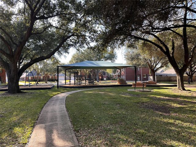 4506 Colony Hills Drive, Sugar Land, TX 77479