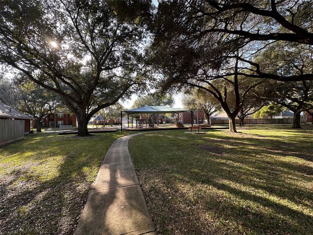4506 Colony Hills Drive, Sugar Land, TX 77479