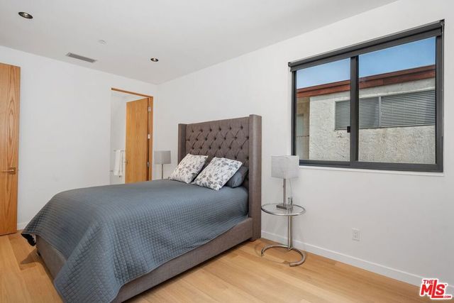 212 Bay Street 103, Santa Monica, CA 90405