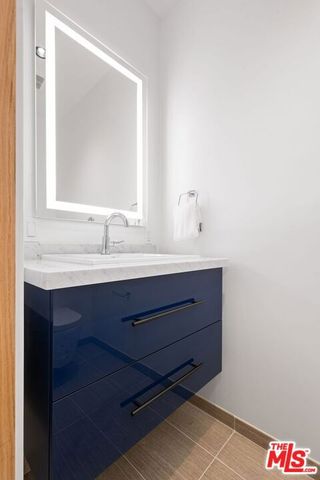 212 Bay Street 103, Santa Monica, CA 90405