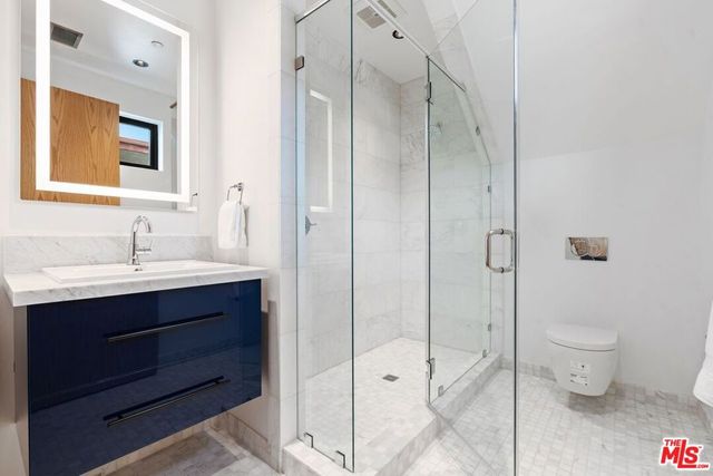 212 Bay Street 103, Santa Monica, CA 90405