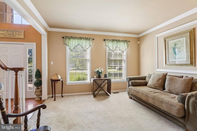 1406 MEADOW VIEW LN, Collegeville, PA 19426