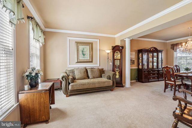 1406 MEADOW VIEW LN, Collegeville, PA 19426
