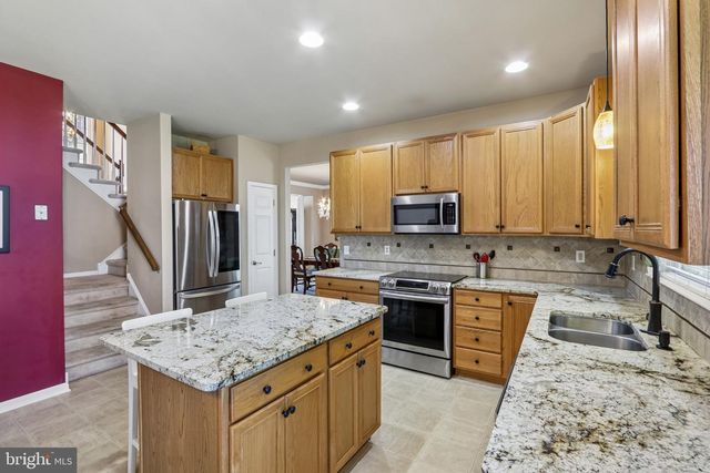1406 MEADOW VIEW LN, Collegeville, PA 19426