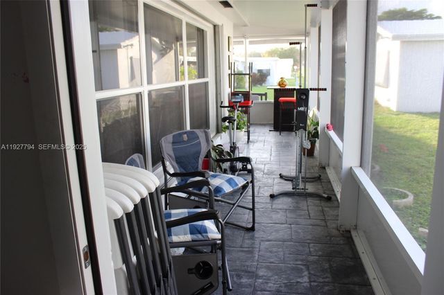 231 Leisure Blvd, Pompano Beach, FL 33064