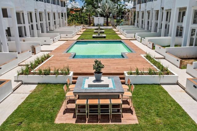 Calle 10 250 A10, San Juan, PR 00926